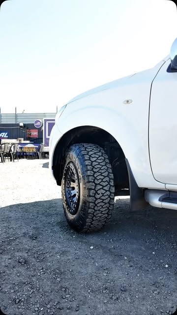 New wheels & tyres fitted up 🛞